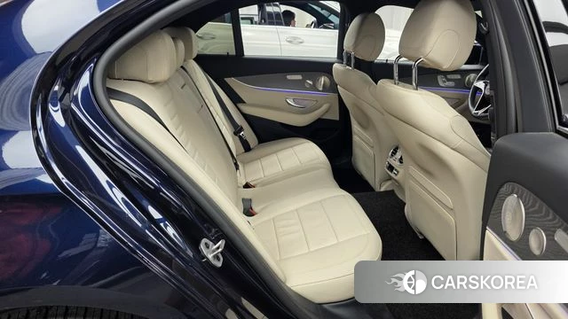 Mercedes-Benz E-Class W213 2022 Синий из Кореи, фото 3