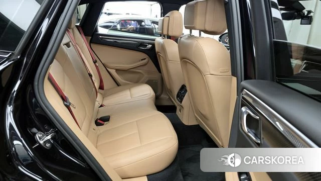 Porsche Macan 2023 Черный из Кореи, фото 3