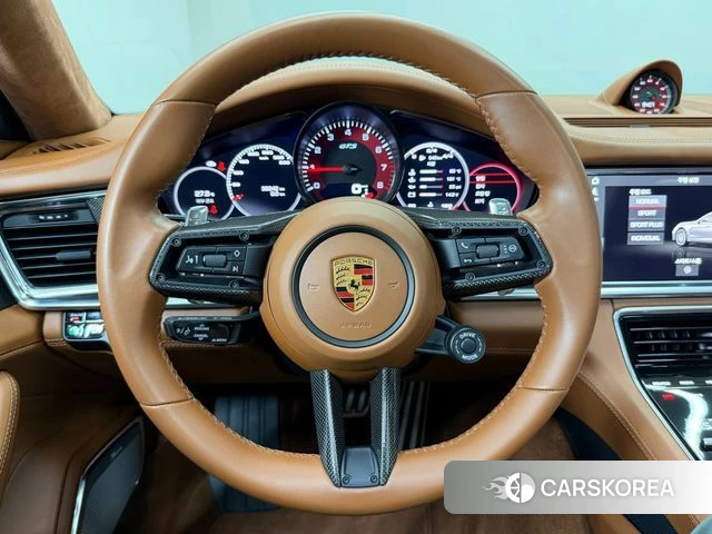 Porsche Panamera (971) 2021 Жемчужный цвет из Кореи, фото 3
