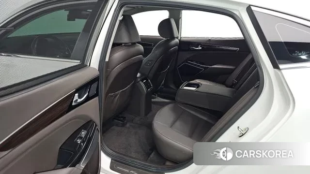 Kia Come New K7 2018 Белый из Кореи, фото 3