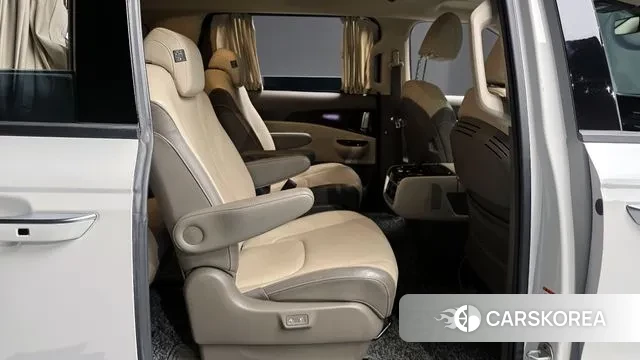 Kia Carnival 4th generation 2021 Белый из Кореи, фото 3