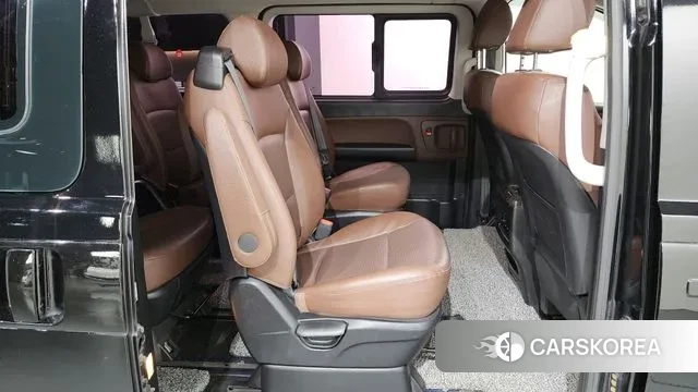 Hyundai The New Grand Starex 2019 Черный из Кореи, фото 3