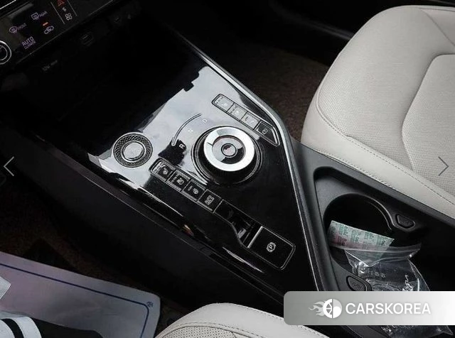 Kia Di Ol Nu Niro 2022 Белый из Кореи, фото 3