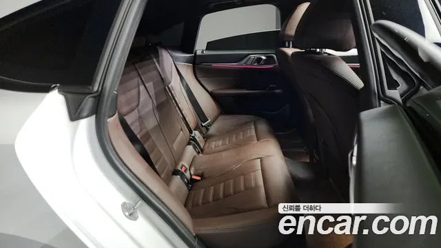 BMW i4 id 2694353 из Кореи 3