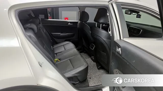 Kia Sportage The Bold 2021 Белый из Кореи, фото 3