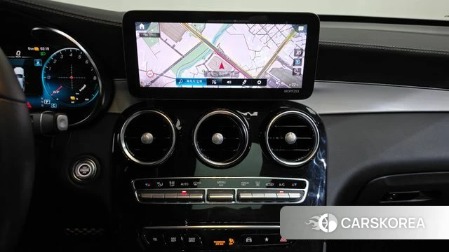 Mercedes-Benz GLC-Class X253 2021 Белый из Кореи, фото 3