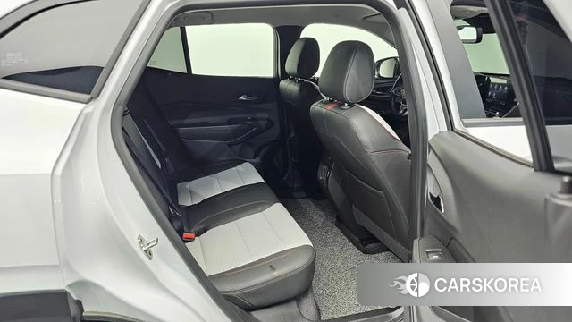 Chevrolet (GM Daewoo) Trax Crossover 2024 Белый из Кореи, фото 3