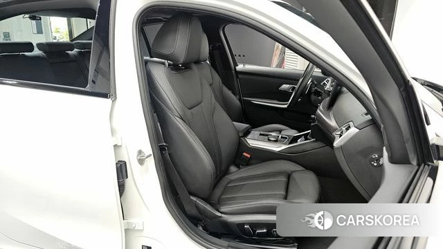 BMW 3 Series (G20) id 3863882 из Кореи 3