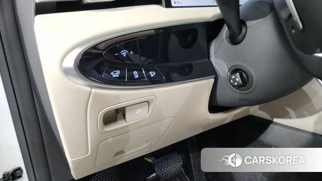 Genesis GV70 2025 Белый из Кореи, фото 3