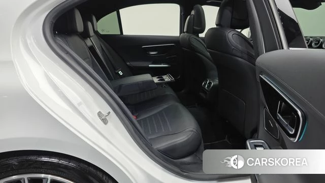 Mercedes-Benz C-Class W206 2023 Белый из Кореи, фото 3