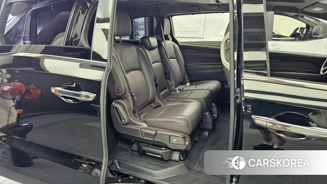 Honda Odyssey 2018 Черный из Кореи, фото 3
