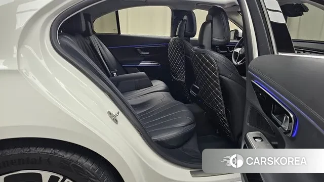 Mercedes-Benz E-Class W214 2025 Белый из Кореи, фото 3