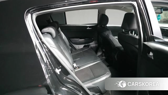 Kia Sportage The Bold 2021 Черный из Кореи, фото 3