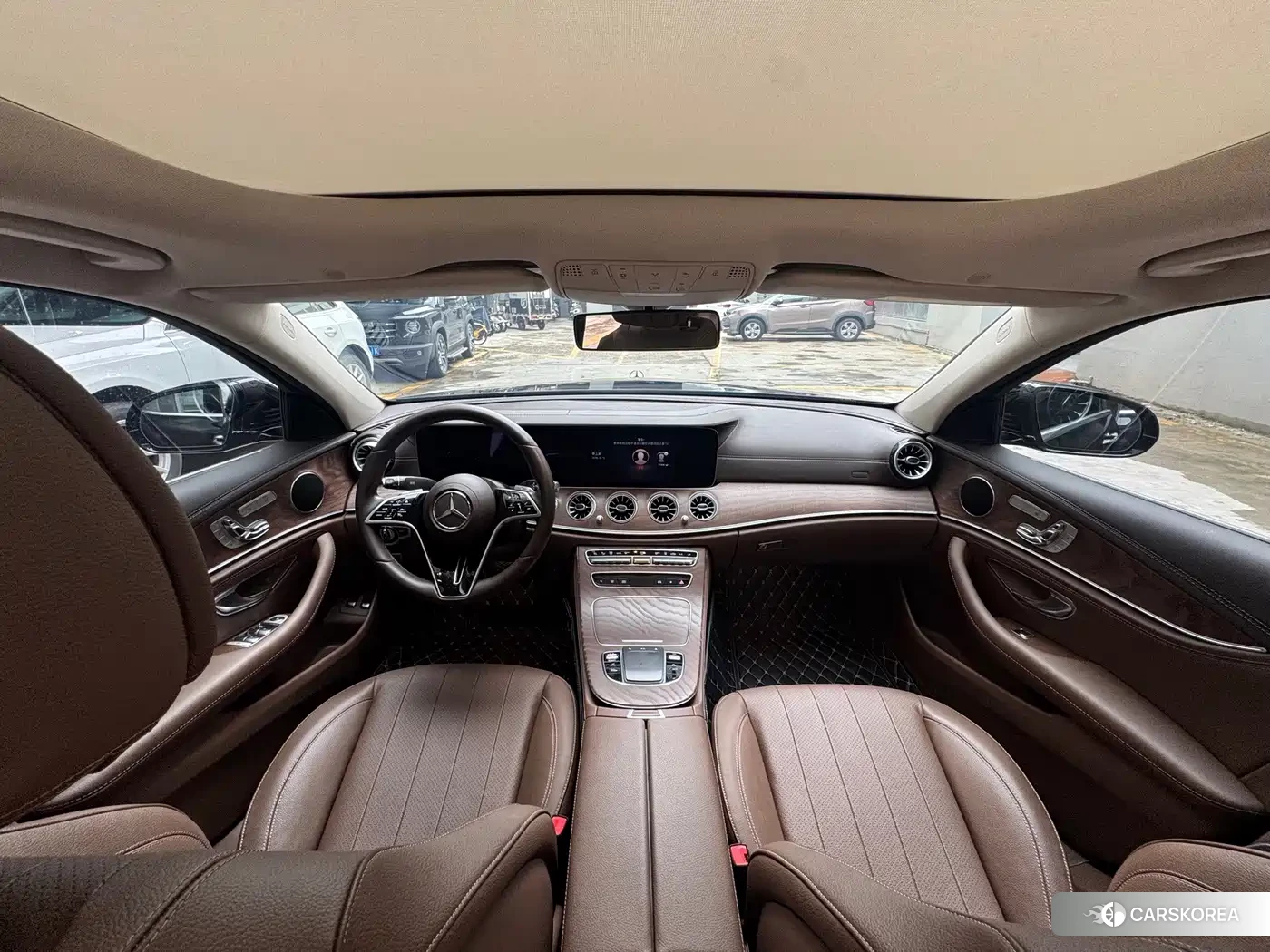 Mercedes-Benz E-Class 2023 Черный из Китая, фото 3