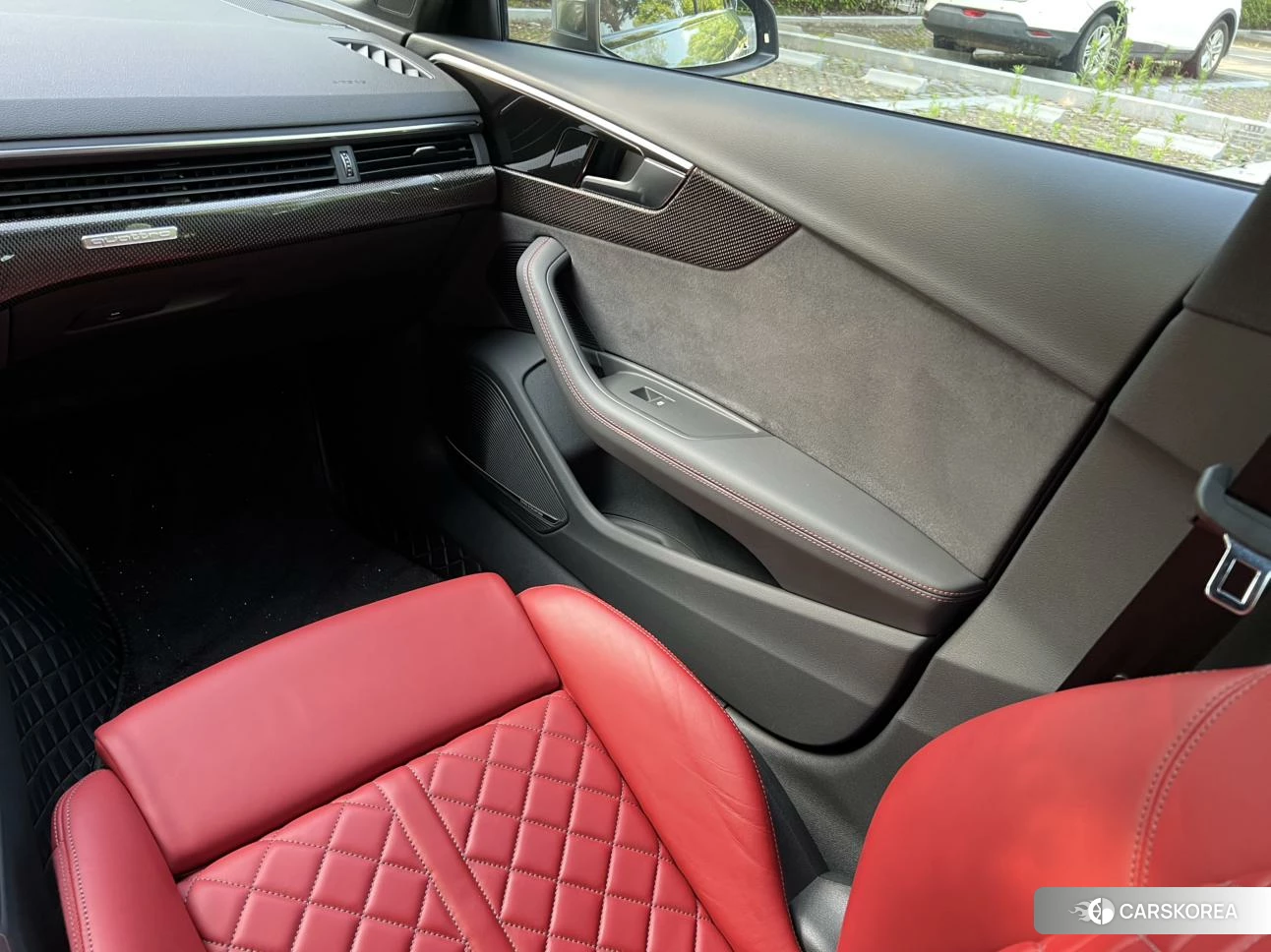 Audi S4 2022 Серебристо-серый из Китая, фото 3