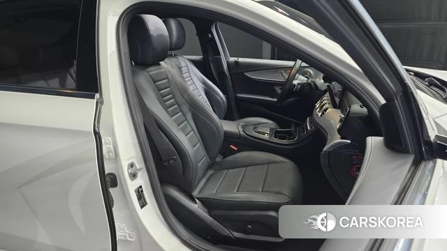 Mercedes-Benz E-Class W213 2021 Белый из Кореи, фото 3