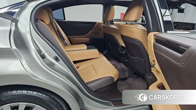 Lexus ES300h 7th generation 2020 Серый из Кореи, фото 3