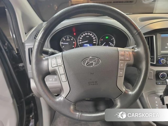 Hyundai The New Grand Starex 2021 Черный из Кореи, фото 3