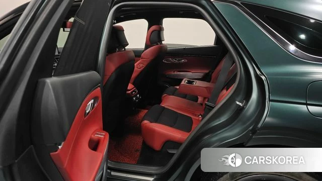 Genesis GV70 2021 Зеленый из Кореи, фото 3