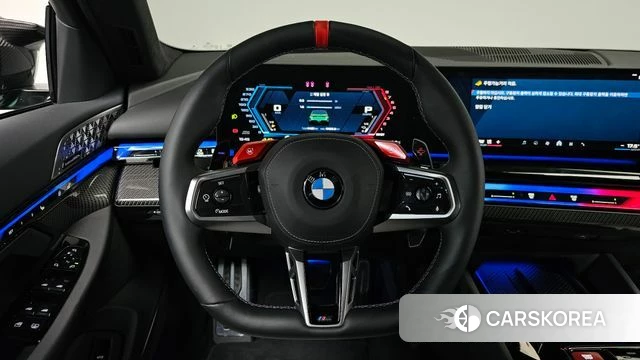 BMW M5 (G90) 2026 Зеленый из Кореи, фото 3