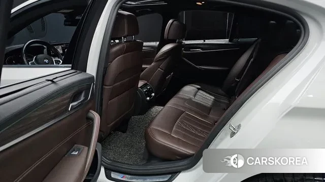 BMW 5 Series (G30) 2020 Белый из Кореи, фото 3