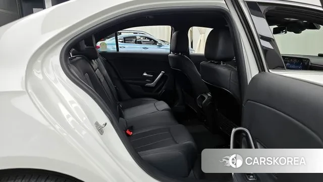 Mercedes-Benz A-Class W177 2025 Белый из Кореи, фото 3