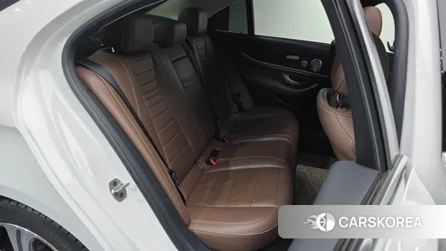 Mercedes-Benz E-Class W213 2020 Белый из Кореи, фото 3