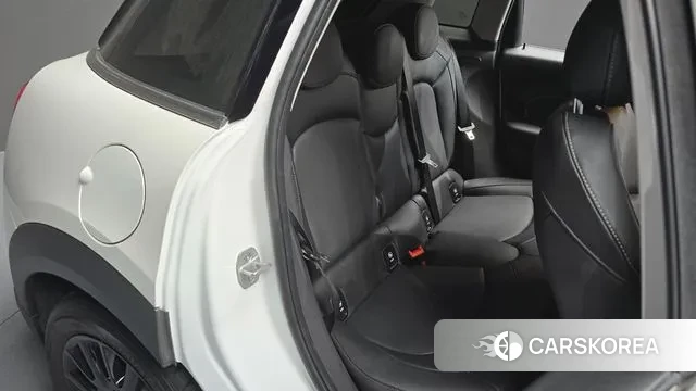 Mini Cooper 2024 Белый из Кореи, фото 3