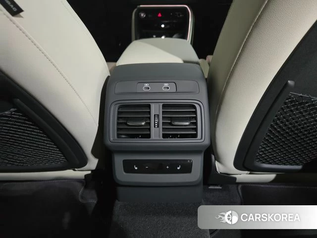 Audi Q5 (80A) 2025 Белый из Кореи, фото 3