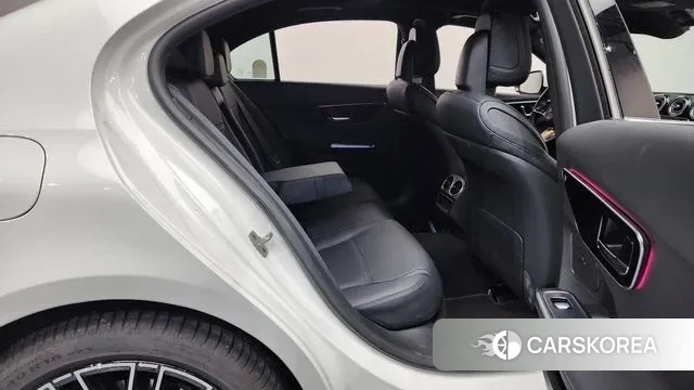 Mercedes-Benz C-Class W206 2025 Белый из Кореи, фото 3