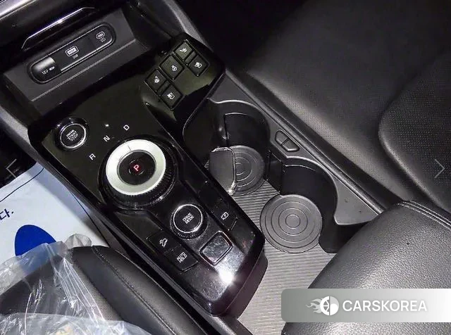 Kia Sportage 5th Generation Hybrid 2022 Белый из Кореи, фото 3