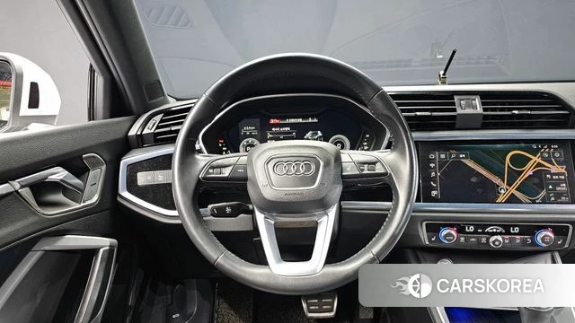 Audi Q3 (F3) 2020 Белый из Кореи, фото 3