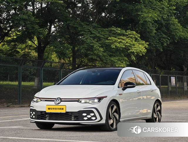 Volkswagen Golf GTI 2022 Белый из Китая, фото 3
