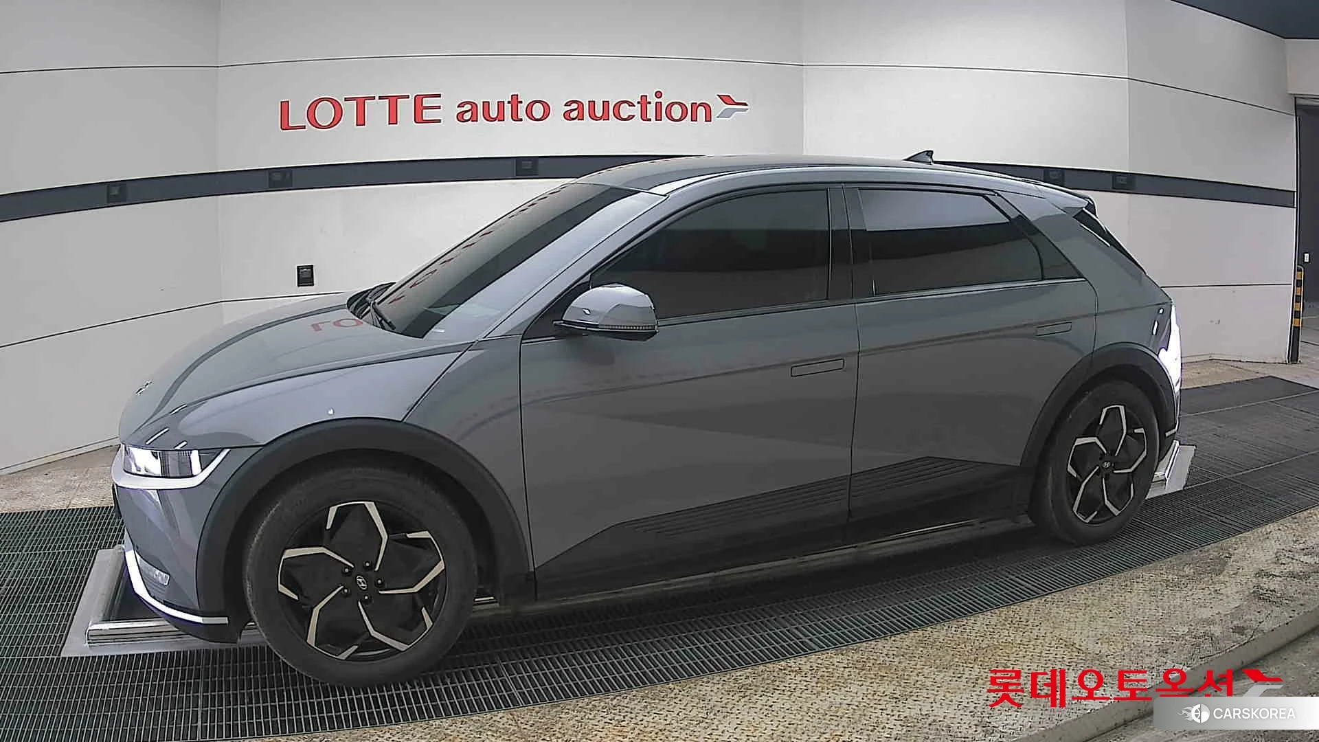 Hyundai IONIQ 5 2022 Galactic Grey Metallic из Кореи, фото 3