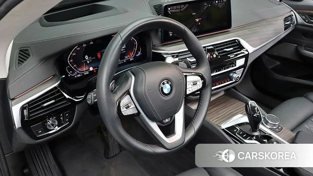 BMW 6 Series GT (G32) 2023 Черный из Кореи, фото 3