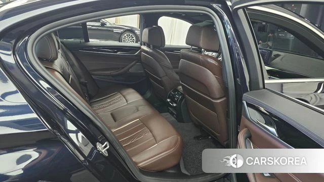 BMW 5 Series (G30) 2021 Черный из Кореи, фото 3