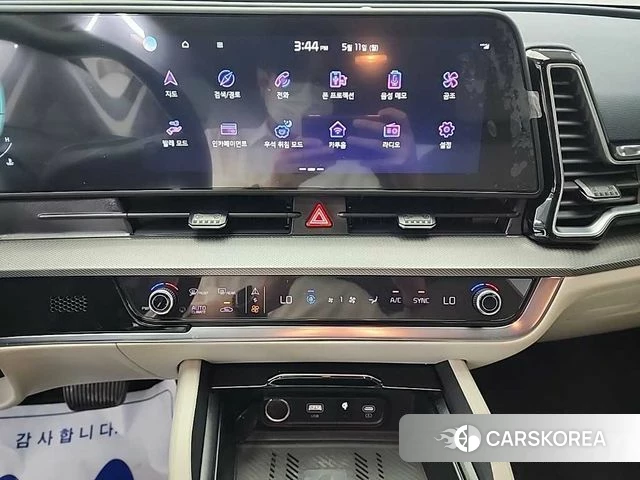 Kia Sportage 5th Generation 2022 Белый из Кореи, фото 3