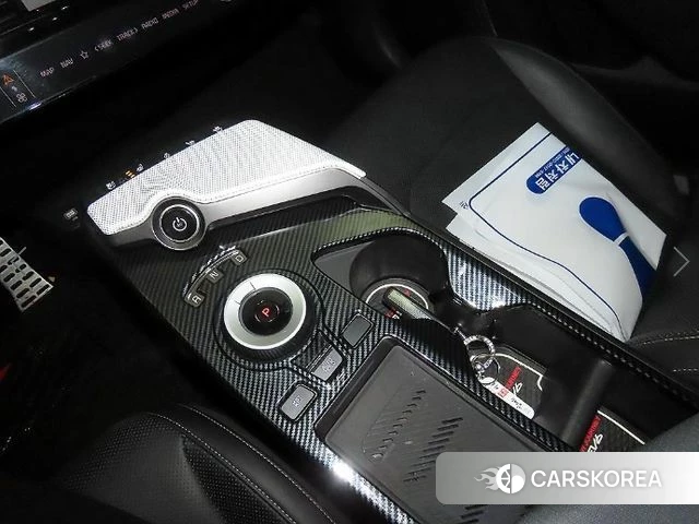 Kia EV6 2022 Черный из Кореи, фото 3