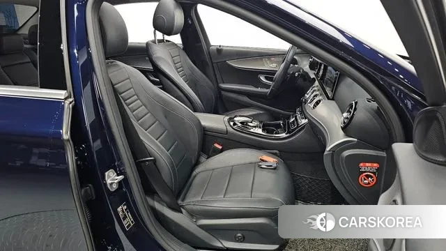 Mercedes-Benz E-Class W213 2018 Синий из Кореи, фото 3