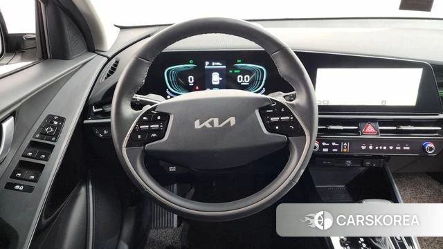 Kia Di Ol Nu Niro 2022 Белый из Кореи, фото 3