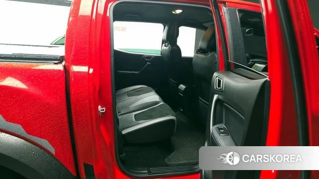 Ford Ranger 3rd Generation 2021 Красный из Кореи, фото 3