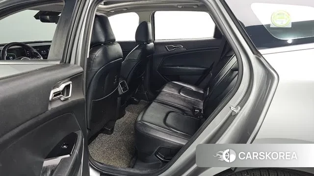 Kia Sportage 5th Generation Hybrid 2021 Серебристо-серый из Кореи, фото 3