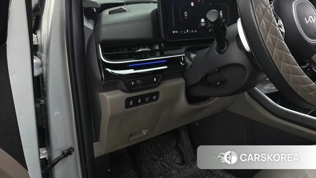 Kia The New Carnival 4th Generation 2024 Серебристо-серый из Кореи, фото 3