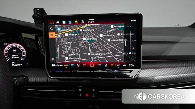 Volkswagen Golf 8th Generation 2025 Серый из Кореи, фото 3