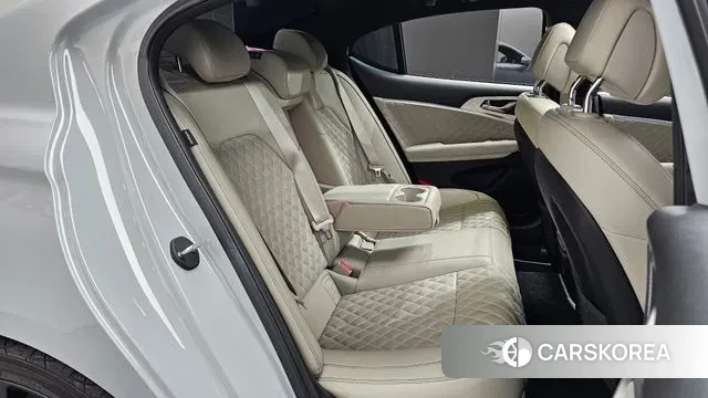 Genesis The New G70 2021 Жемчужный цвет из Кореи, фото 3