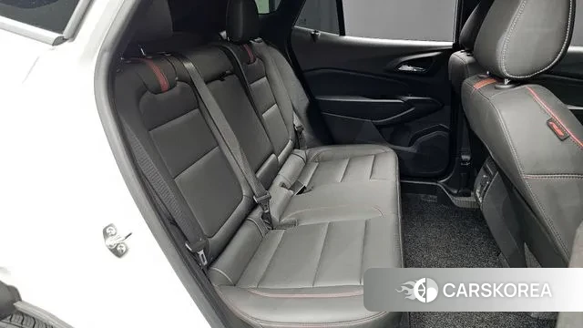 Chevrolet (GM Daewoo) Trax Crossover 2023 Белый из Кореи, фото 3