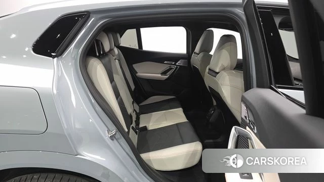BMW X2 (U10) 2025 Серебристо-серый из Кореи, фото 3