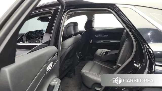 Genesis GV70 2022 Черный из Кореи, фото 3