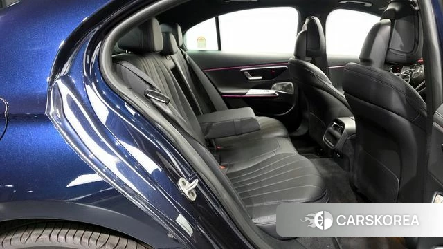 Mercedes-Benz E-Class W214 2025 Синий из Кореи, фото 3