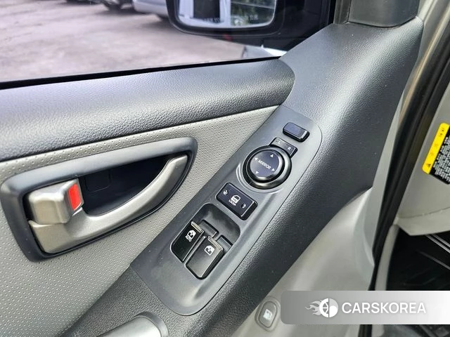 Hyundai The New Grand Starex 2018 Серебряный из Кореи, фото 3